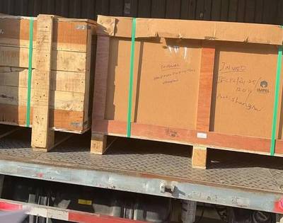 運(yùn)滿滿上的開(kāi)工圖景 貨車(chē)司機(jī)開(kāi)跑金蛇經(jīng)濟(jì)“第一棒”，貨物進(jìn)出口加速